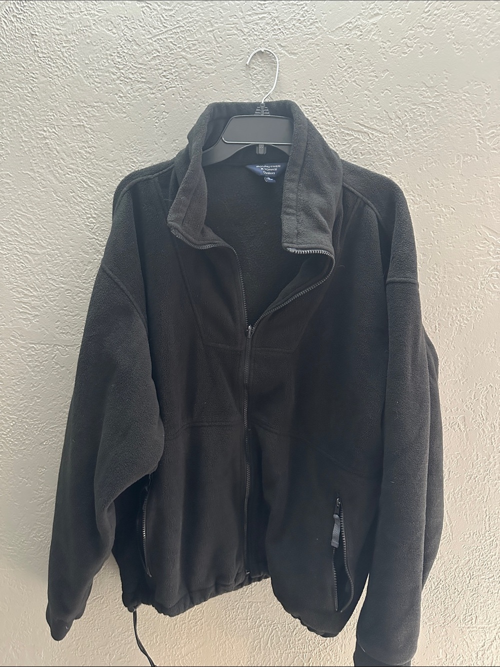 Roundtree & Yorke Men's Black Lightweight Fleece Jacket